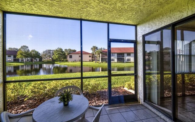 Shorewalk lakeview condo close to IMG