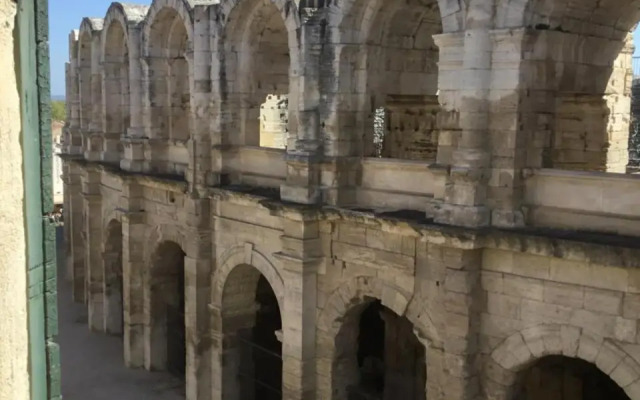 Studio avec vue sur les arénes