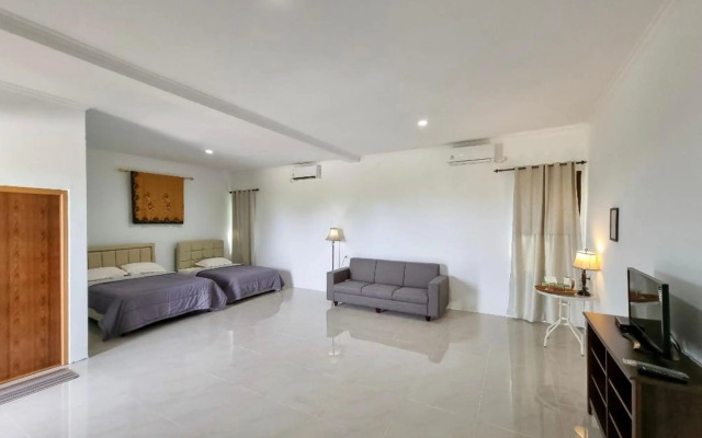 Pelangi Lake Resort and Hotel Belitung