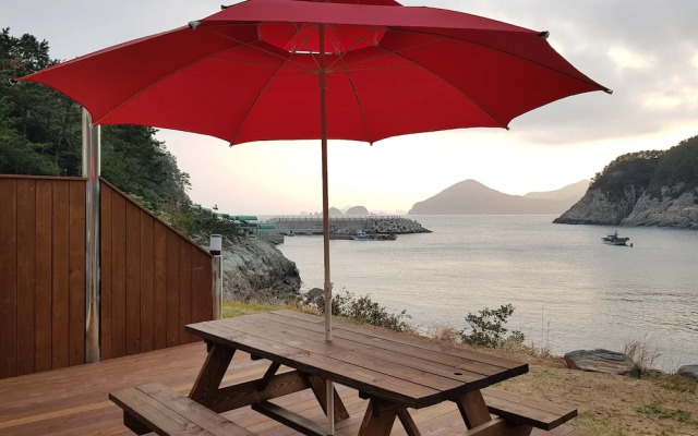 Haegeumgang Voyage Pension