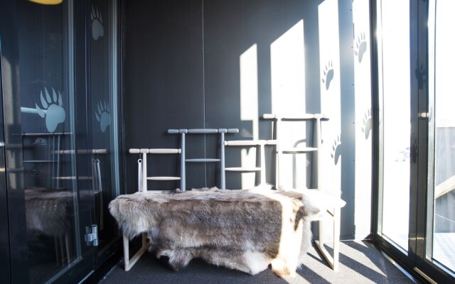 Svalbard Hotell - The Vault