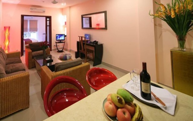 Rising Dragon Estate Hotel
