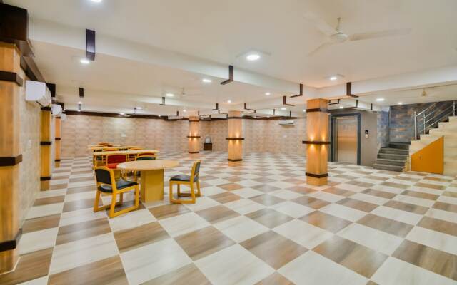 Capital O 39331 Hotel Retaj