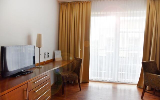 Boardinghouse Campus Lounge