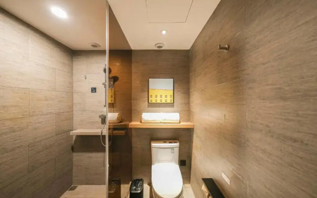 Atour Hotel Luoyigucheng Lijingmen Luoyang