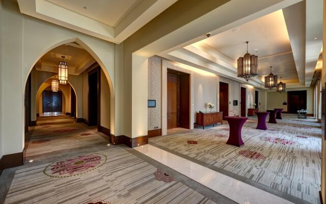 Crowne Plaza Duqm