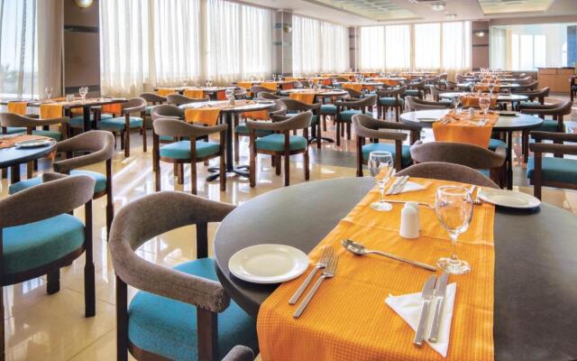 Kouros Palace Hotel