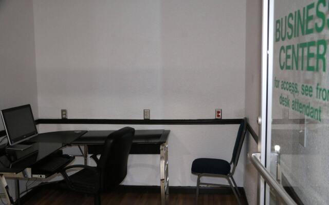 Motel 6 Tulsa Airport