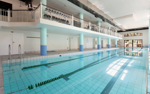 Island Club G18 by CTHA