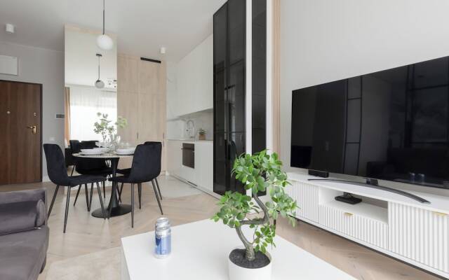 Art Deco Apartment by Renters Prestige