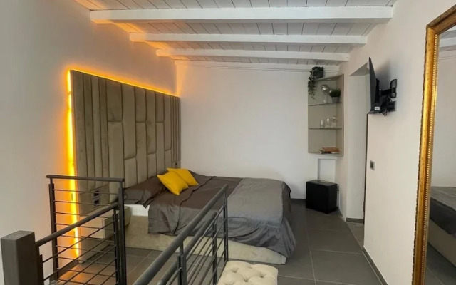 Exclusive 2-Bed Villa 5 min to Colosseum