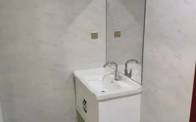 Changchun Zengzeng Express Room