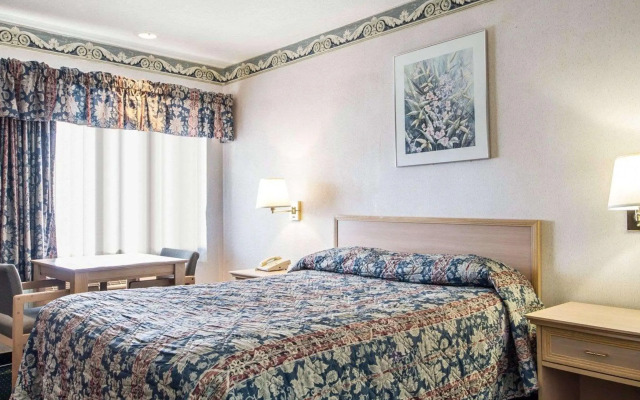 Rodeway Inn Monterey Near Fairgrounds