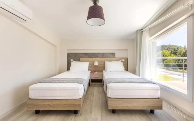 V Luxury Apartments Posidi