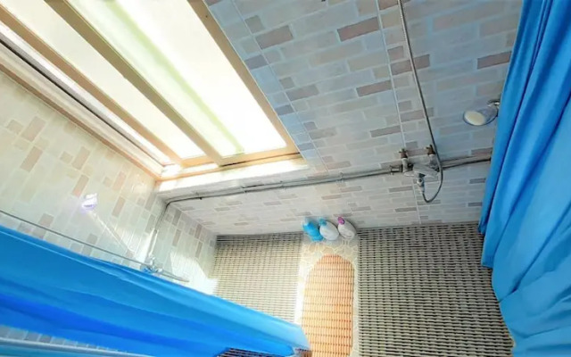 Work Life Balance Guesthouse Busan Station - Hostel