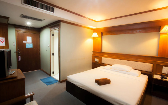 Imperial Sakon Hotel