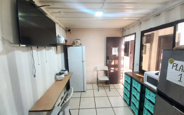 Costa Rica Eco-container Hotel