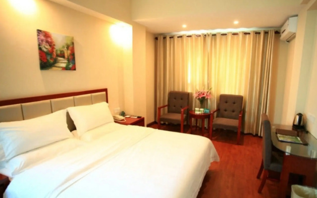 GreenTree Inn Sanya Heping Street Qingren Bridge Express Hotel