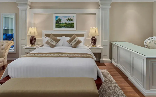 Wyndham Grand Phnom Penh Capital