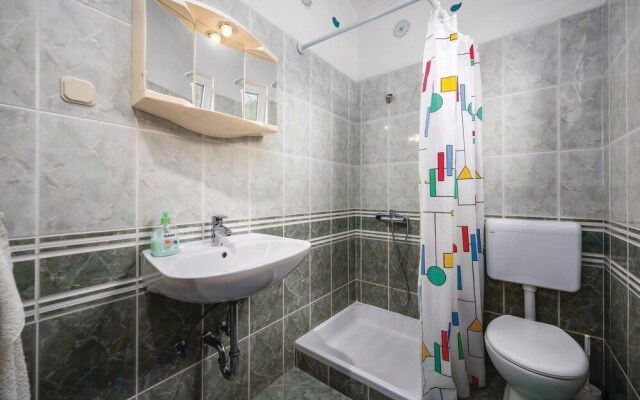 Beautiful Home in Sv lovrec With Wifi