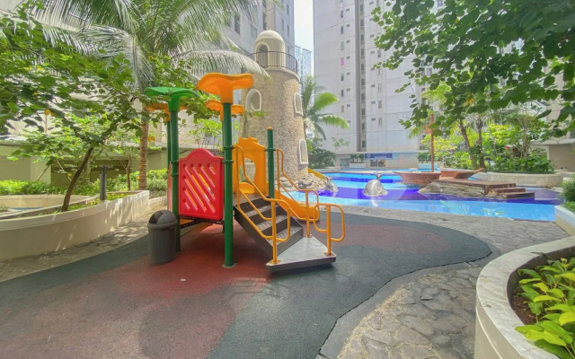 Modern Look 2Br At Bassura City Apartment