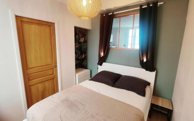 F2 - 30m2 Face a la Mer (Adults Only)