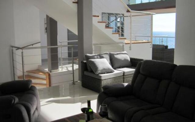 Group & Family House Galant Curaçao