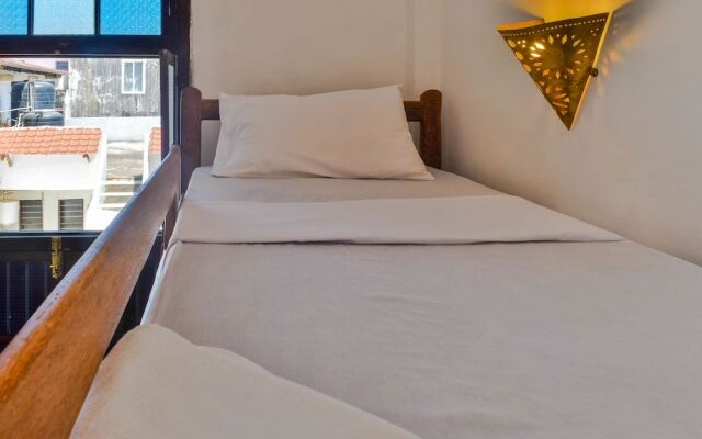 zLife Hostel