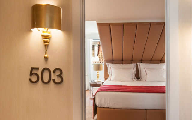 The 7 Hotel