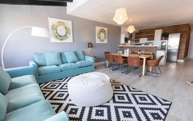 Stylish 5-Bdrs Duplex/Penthouse - Heart Of P.Banus