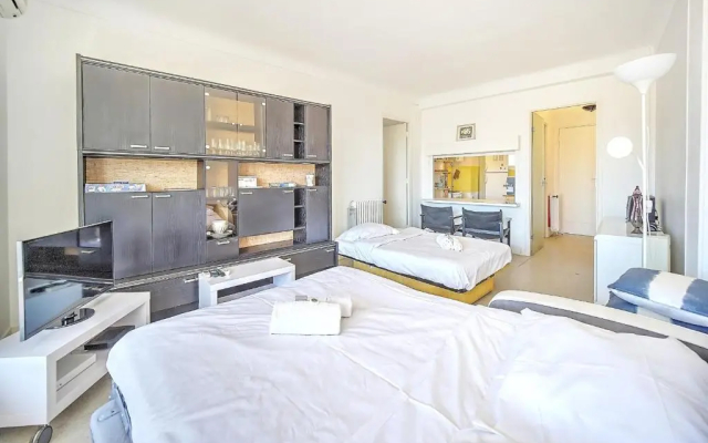 Cannes beaches 3 mn Super quiet 1 BR - 6 PAX with balcony by Olam Properties - Hotel in Cannes - Photo 5