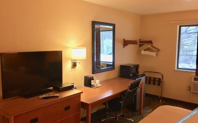 Travelodge Muskegon