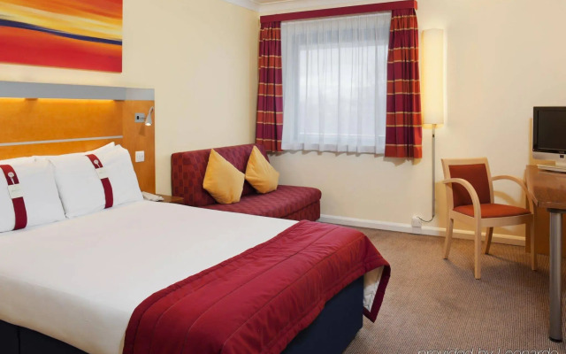 Holiday Inn Express London Golders Green (A406)
