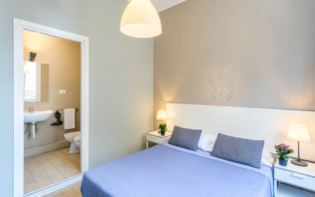 AmoRoma Suite