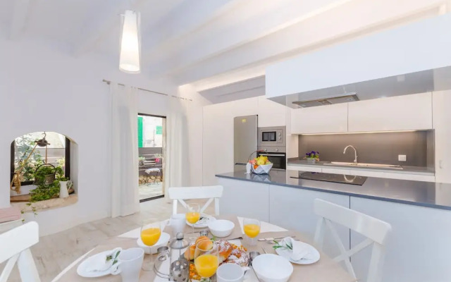Es Reco in Costitx With 2 Bedrooms and 2 Bathrooms