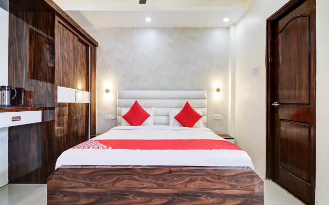 Natraj Hotel By OYO Rooms