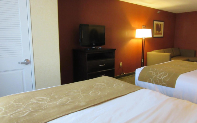 Comfort Suites Airport