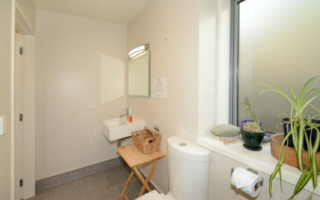 Baldwin Street BNB