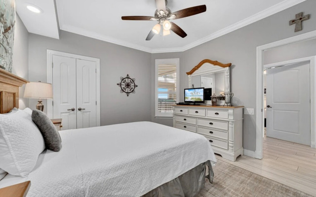 Beach Colony Tower 18c- Penthouse