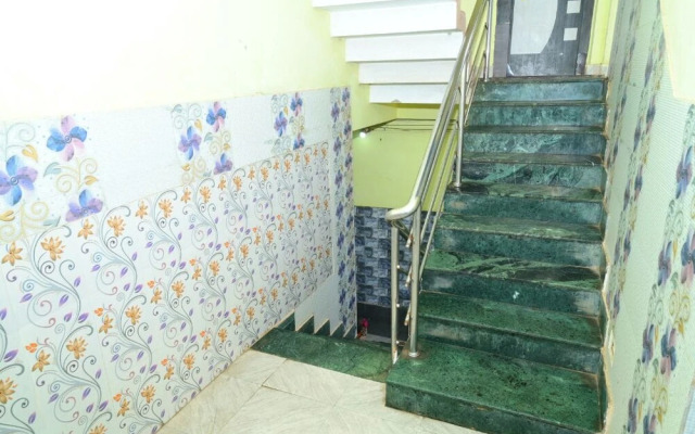 DhamStay Hotel Padoshi Near Beach Puri