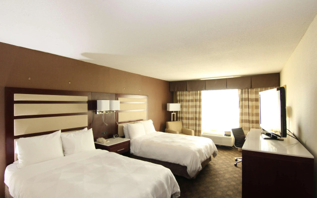 Holiday Inn Piscataway Somerset by IHG