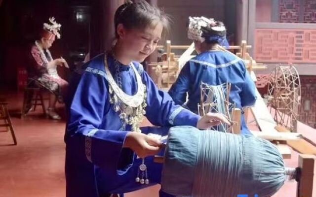 Ruihua Hotel (Zhenjiangge Branch, Zhenyuan Ancient Town)