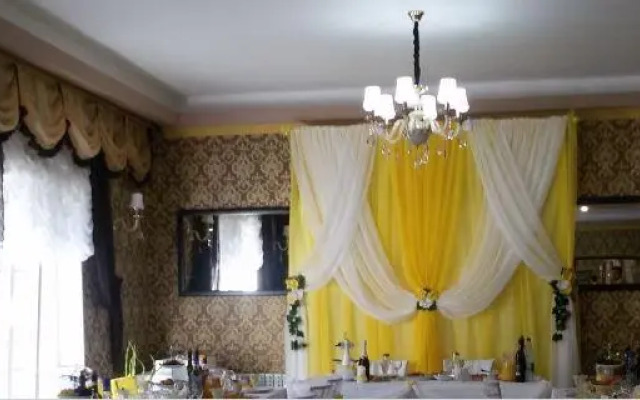 Лунный камень