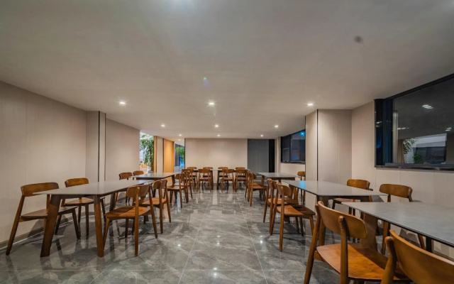 Tianfu · Locke Platinum  (Chengdu Tianfu International Airport Store)
