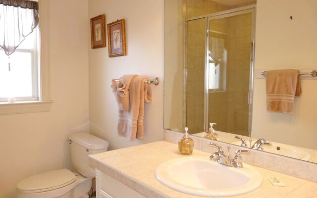 Pet-friendly Waterside Home With Pool/steps to Beach