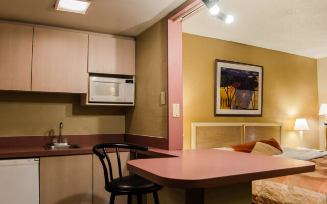 Rodeway Inn Tampa