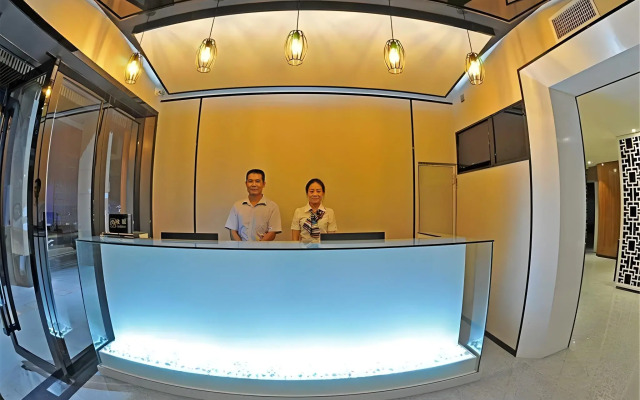 Shangyuan Hotel Chain (Guangzhou Thirteen Factories Yide Road Metro Station)