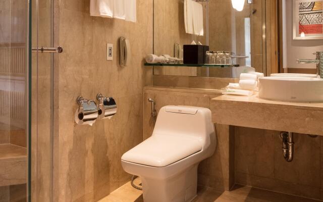 Holiday Inn Bangkok by IHG