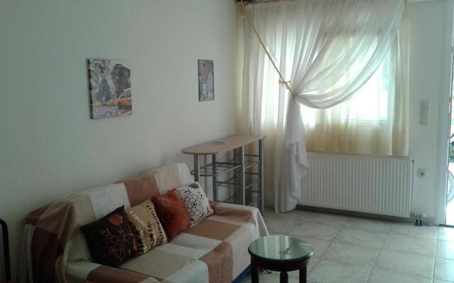 Patra - Cute studio near center