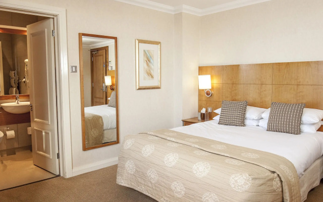 Harbour Heights Hotel